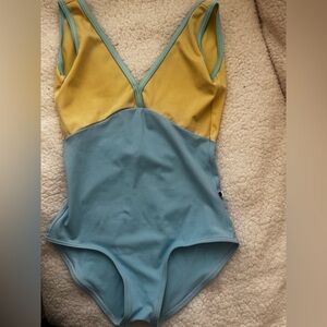 alicia yumiko size medium